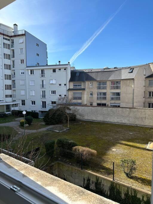Appt De Standing Centre Ville Тарб Экстерьер фото